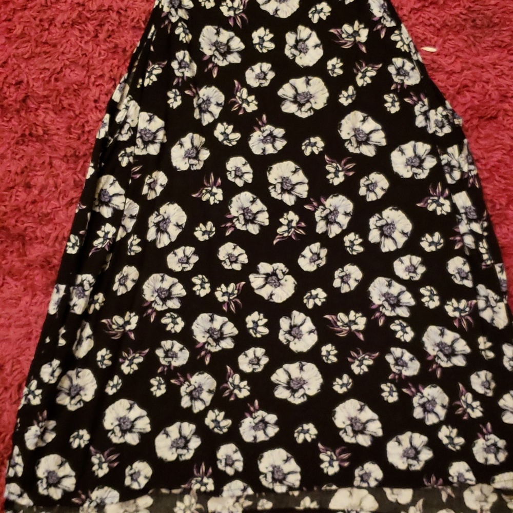 Clothes - Picture 2 of 2